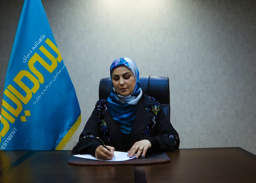 اعظم ندیمی، مدیر مجموعه تولیدی اطلس کاور بانوی کارآفرین برگزیده